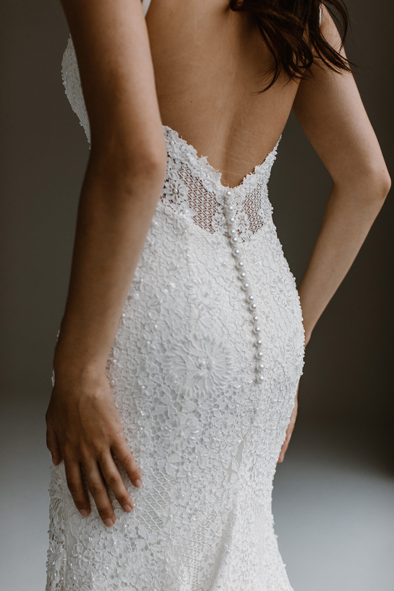open-back-lace-wedding-gown