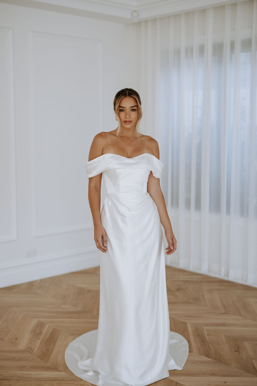 andmary Emily slit dress ベージュ ANDMARY】Emily slit dress